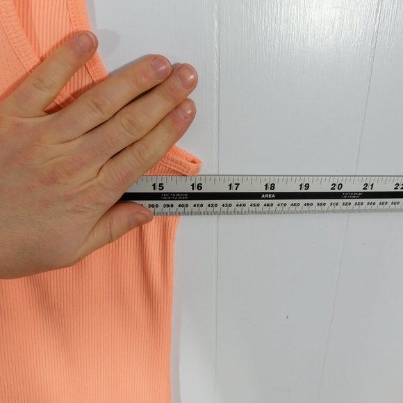 Under Armour Tank Top Womens Small Pin Ribbed Stretch Lightweight Summer Gym - Picture 7 of 9